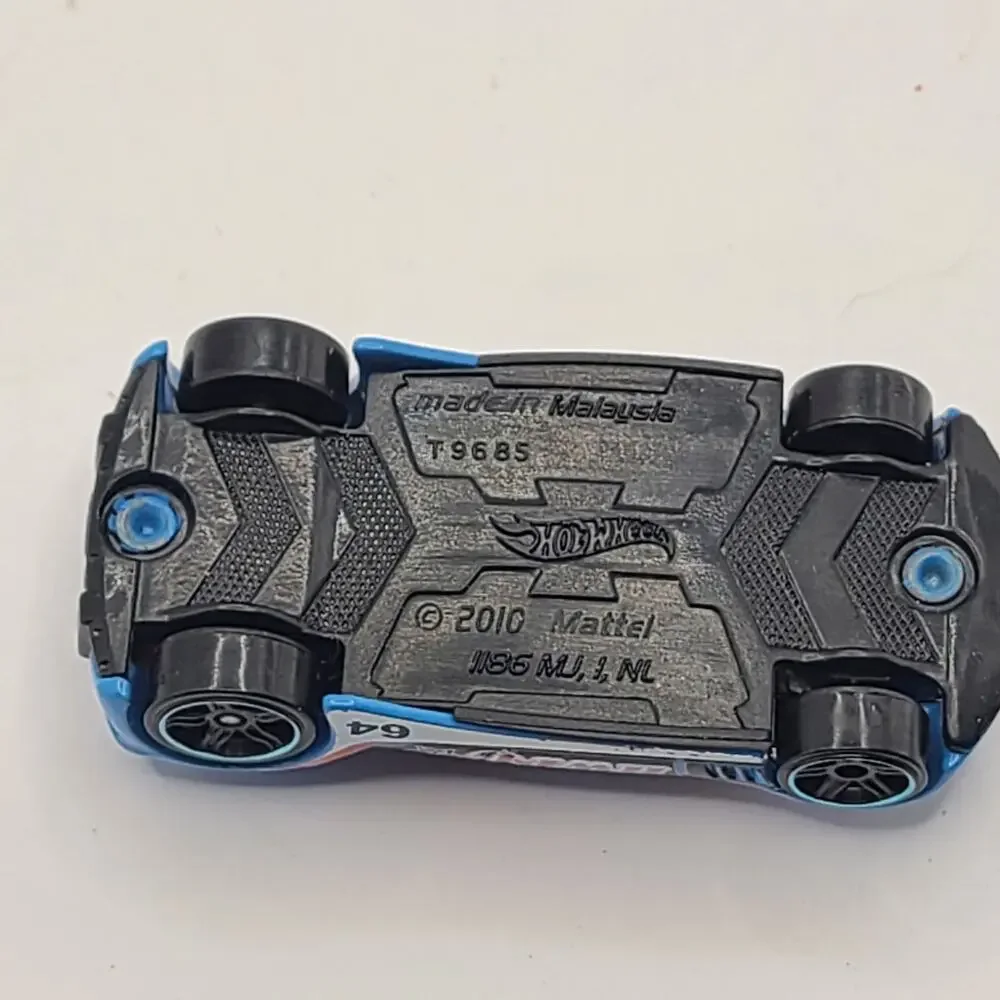 Hot Wheels Speed Trap Blue H.W.P.D. Die Cast Car 1:64—2010
